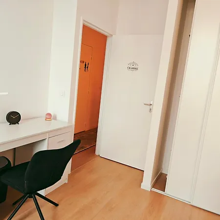 Privee Cosy Pres De Paris Homestay *